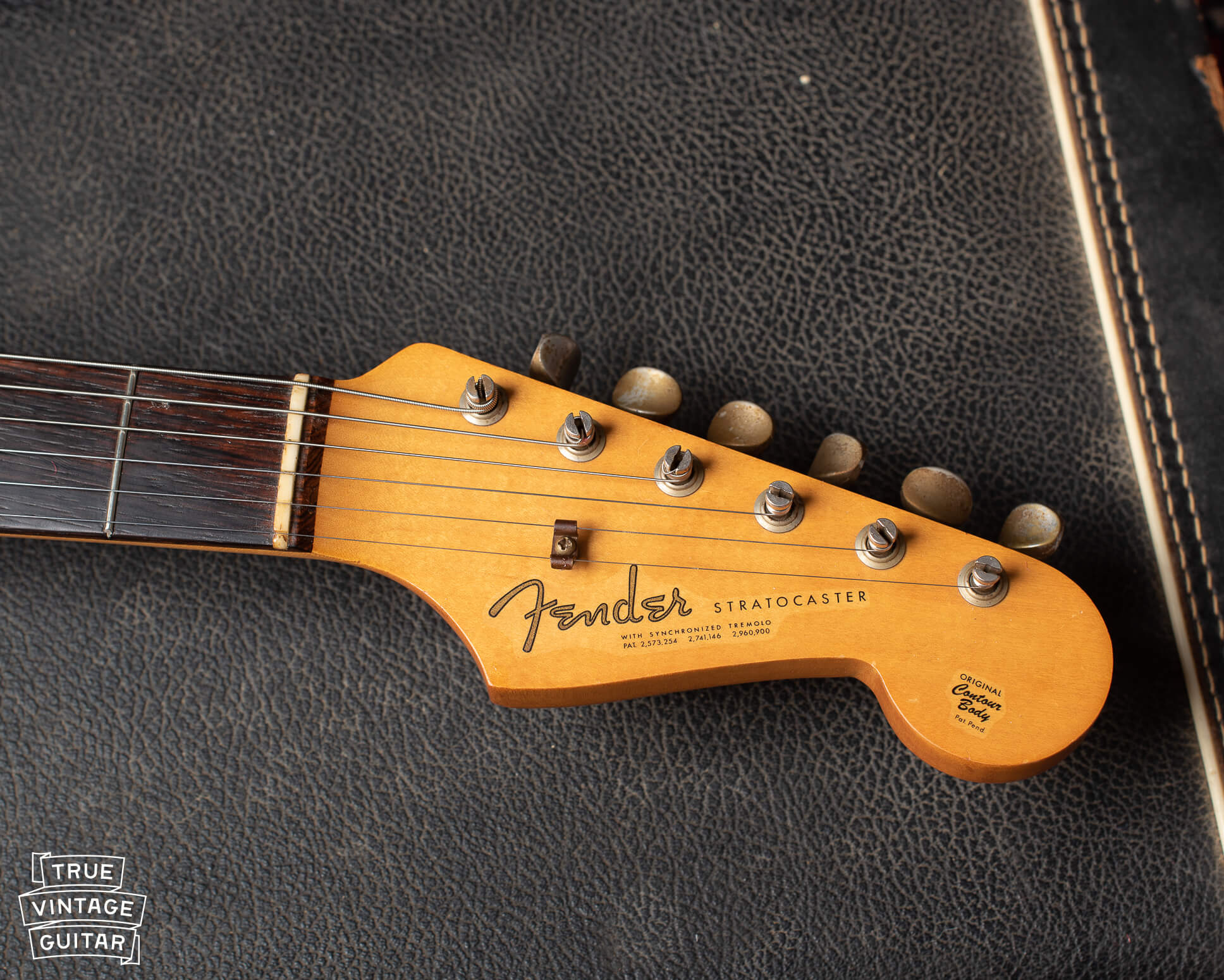 How to date a Fender Stratocaster with logo features