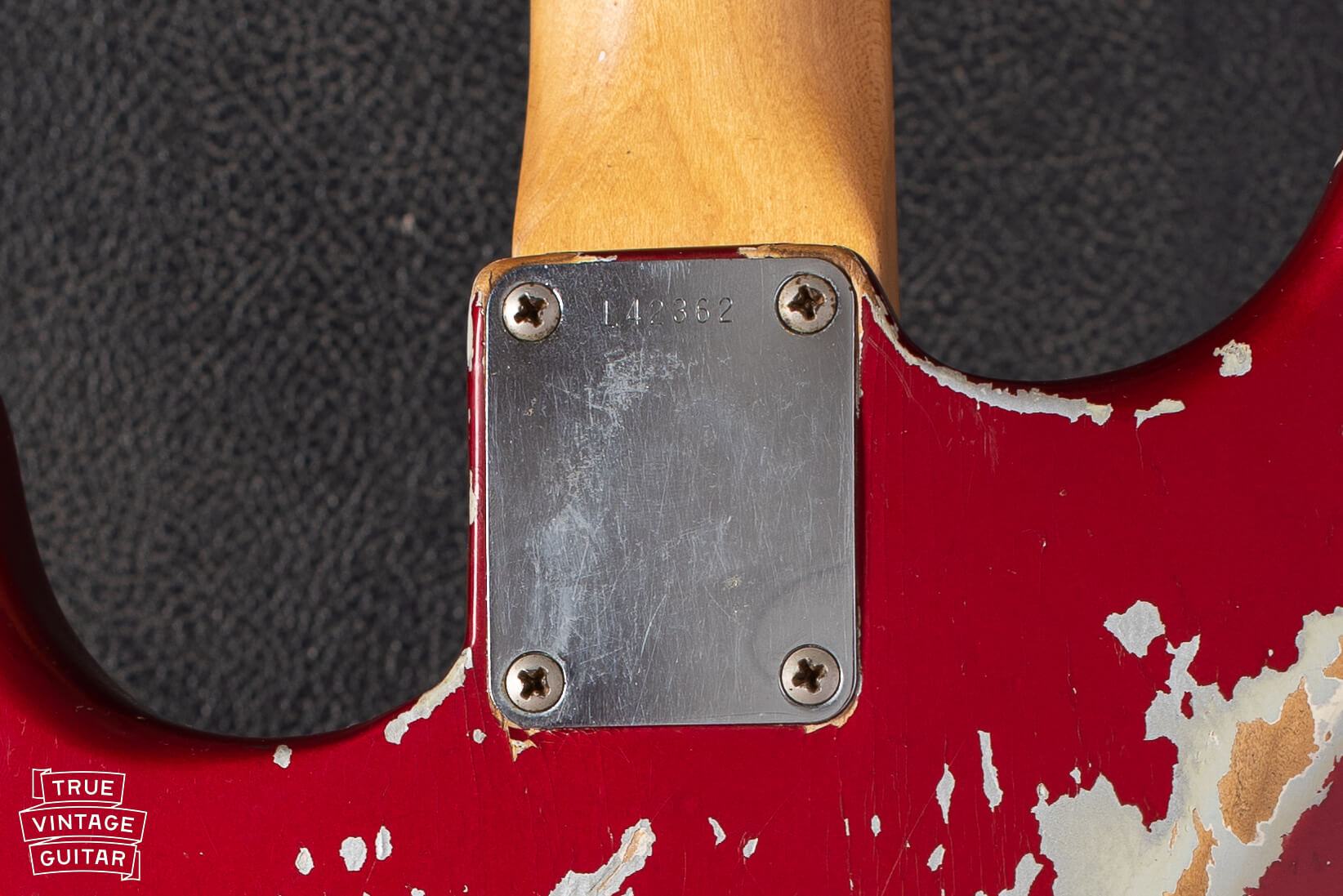 L series neck plate 1964 Stratocaster