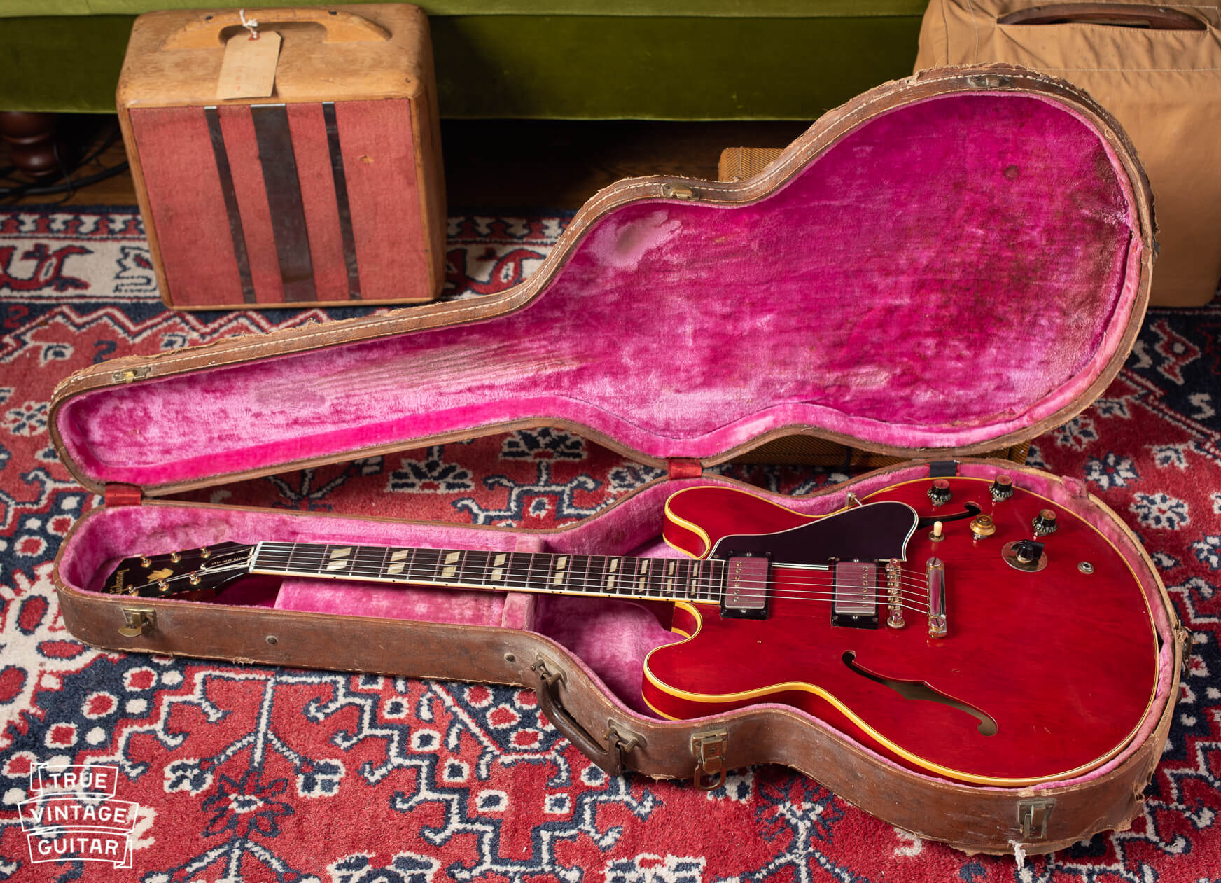1960 Gibson ES-345 guitar with red finish in brown and pink original case