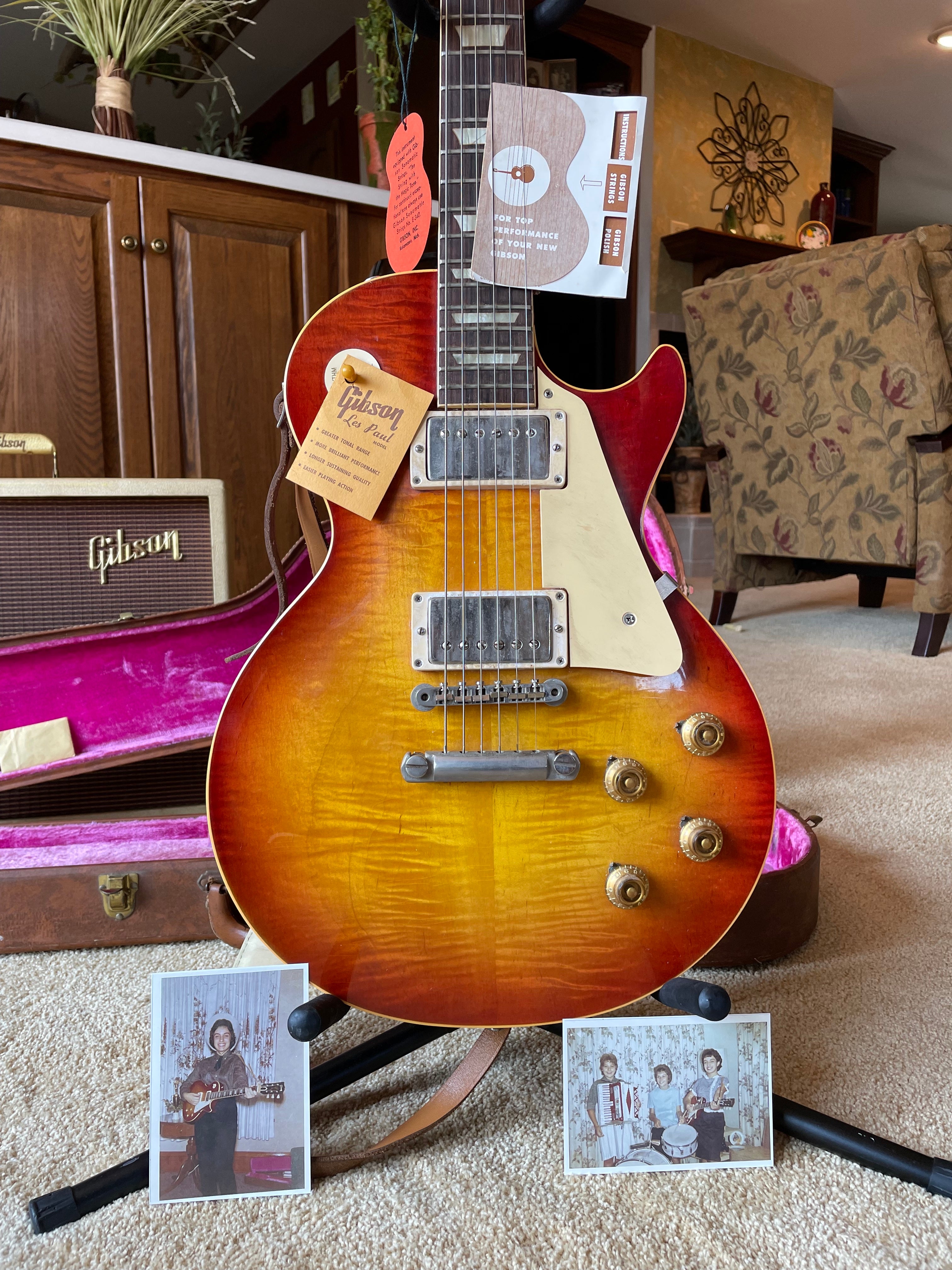 Gibson Les Paul 1960 guitar red outside yellow inside Cherry Sunburst with hang tags. 