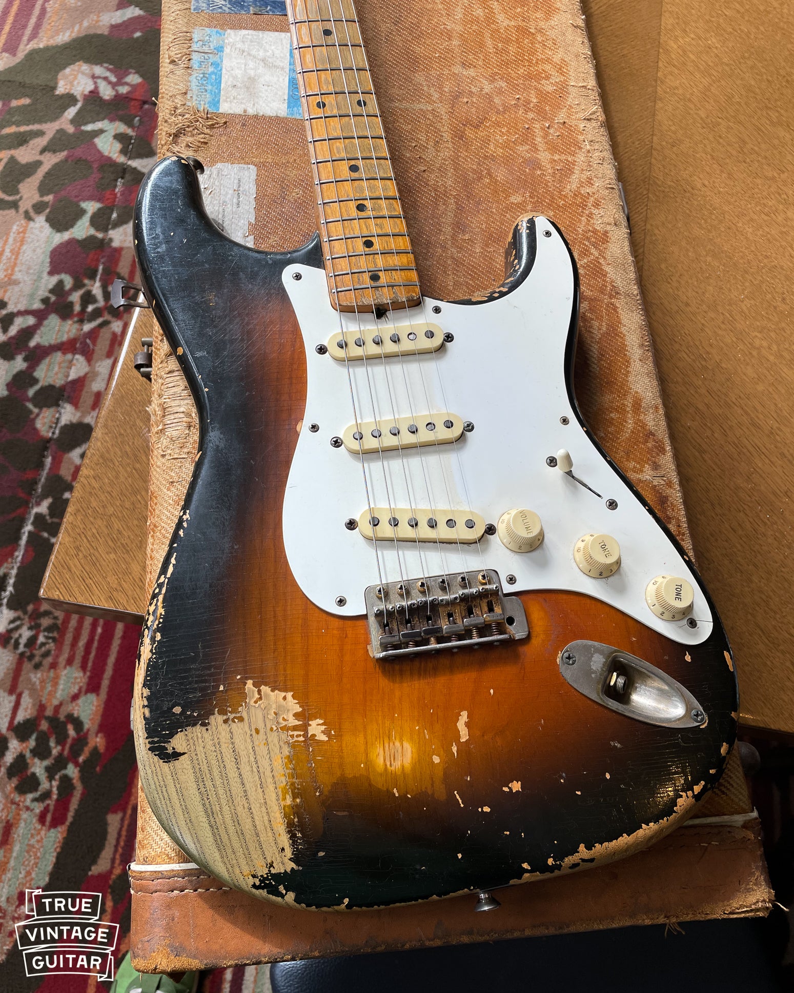 Where to sell old Fender Stratocaster guitars