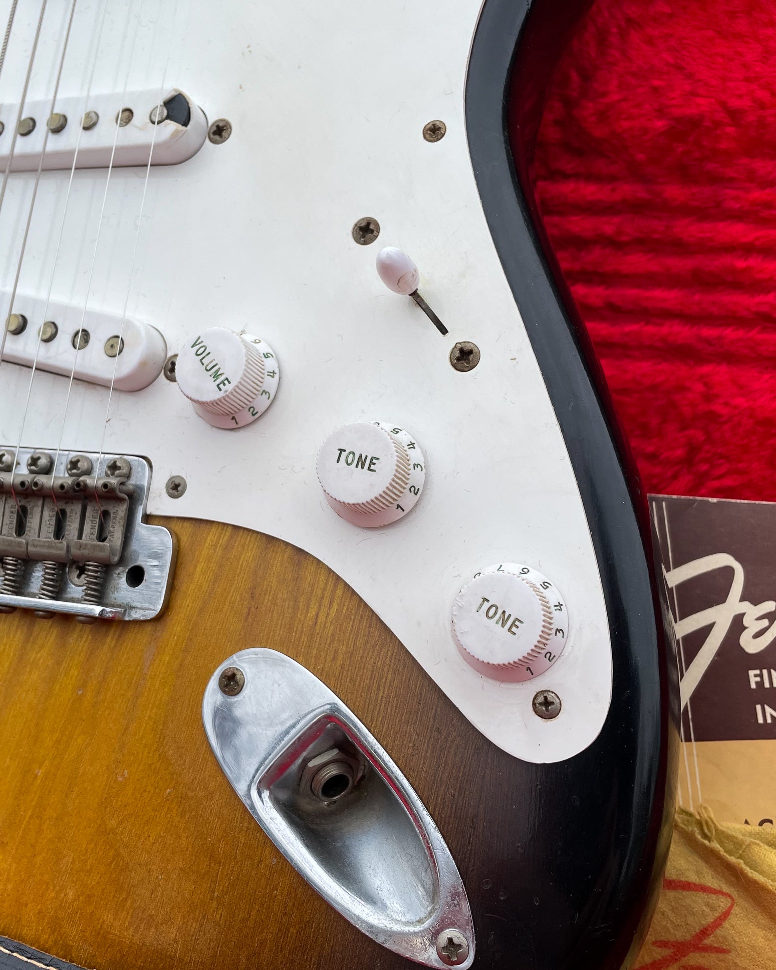 Fender Stratocaster 1954 with short skirt knobs