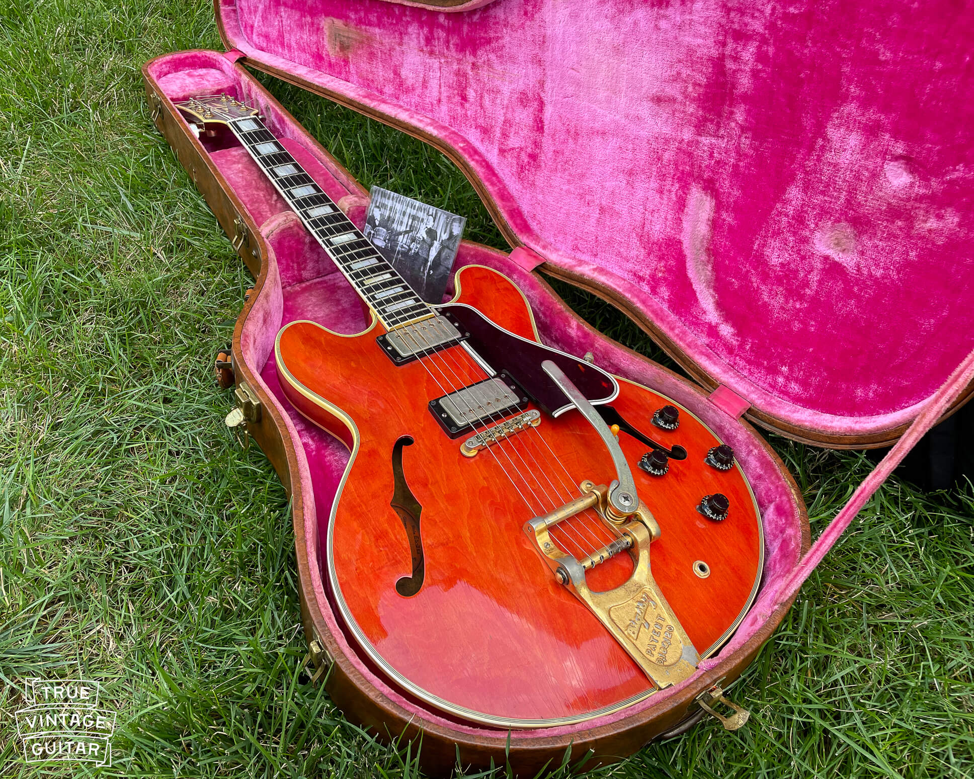 Gibson guitar collector buys 1959 ES-355 guitar in Michigan