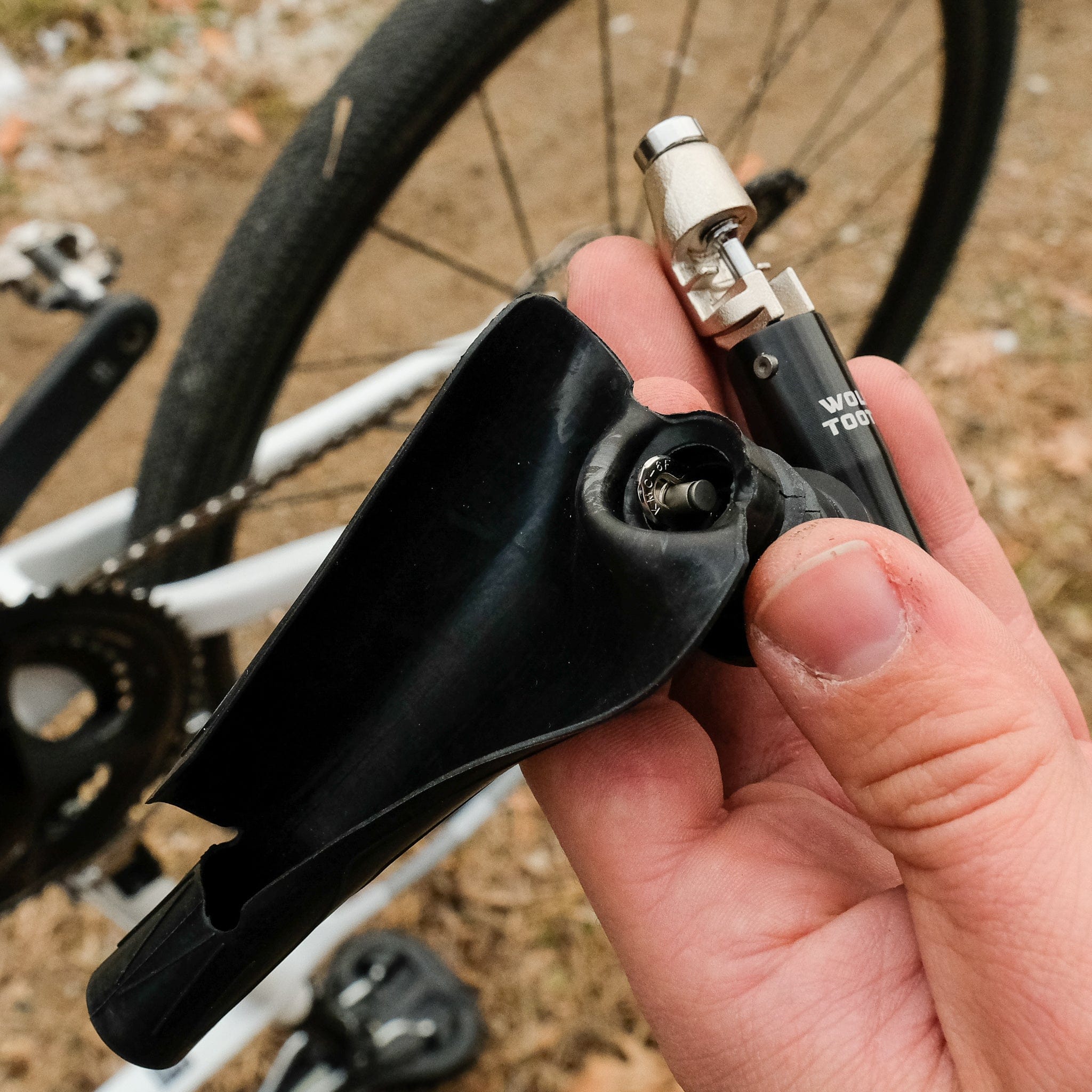 wolf tooth components encase