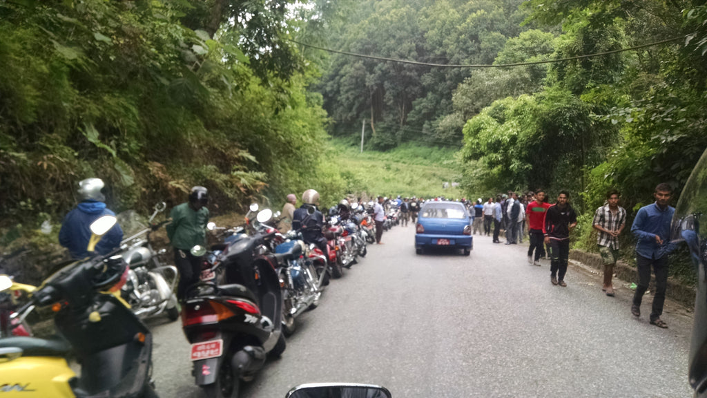 Line for gas near Dharan, Nepal.