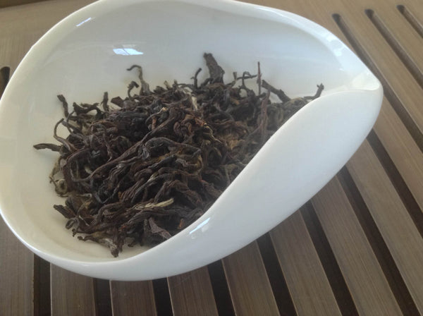 Photo of Darjeeling tea leaves 