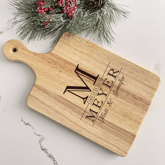 https://cdn.shopify.com/s/files/1/0231/3005/products/engraved-wood-charcuterie-board-7-design-options-596008.png?v=1691161634&width=533