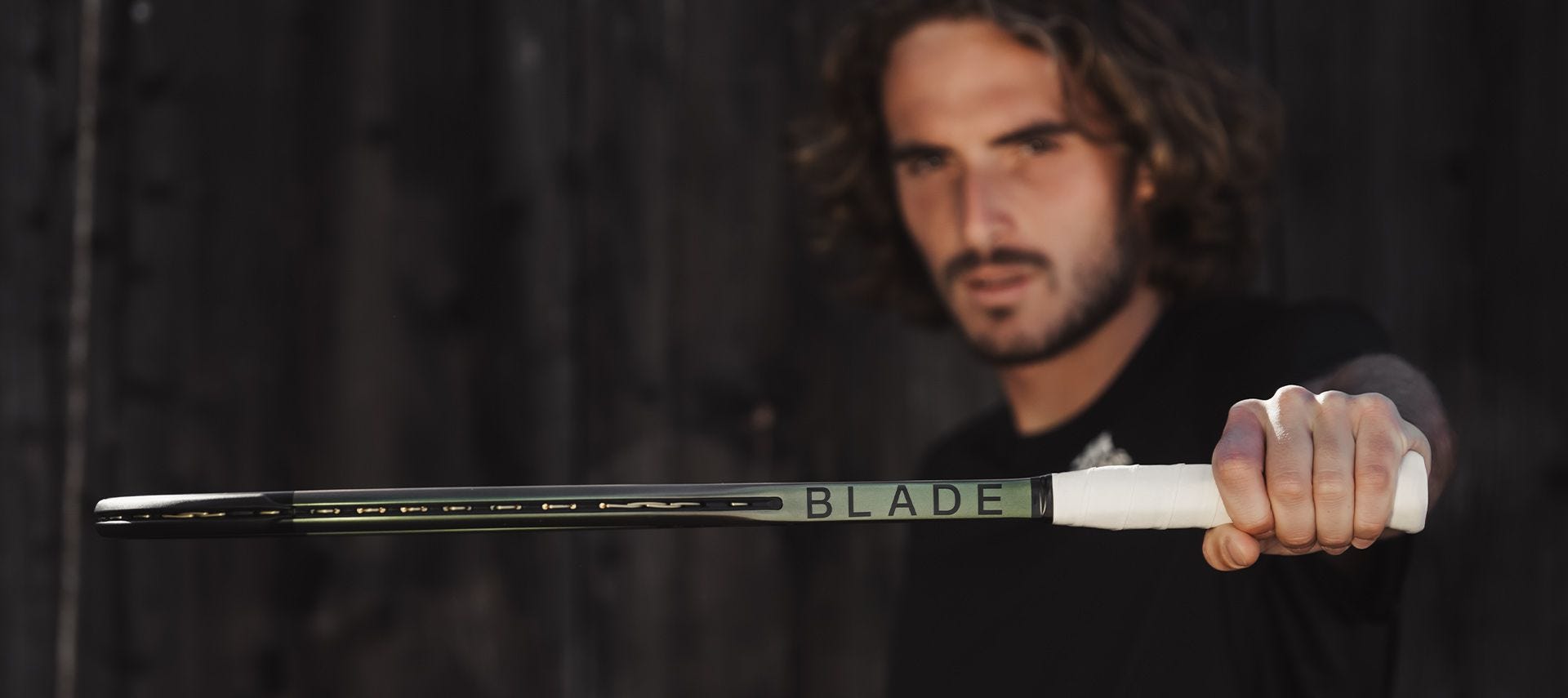 Wilson Blade v8 changing colours