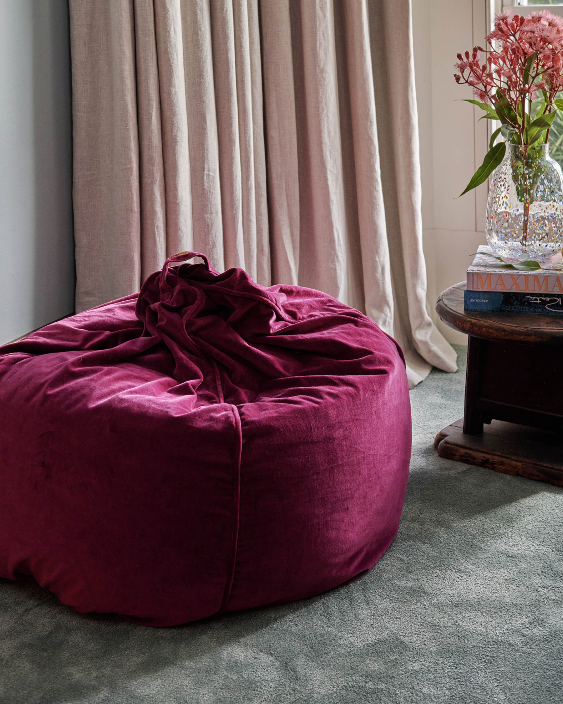 Anemone Velvet Beanbag