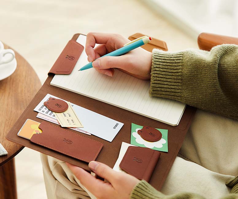 LINE FRIENDS BROWN with LHiDS Magnetic Modular Planner - LINE FRIENDS_US
