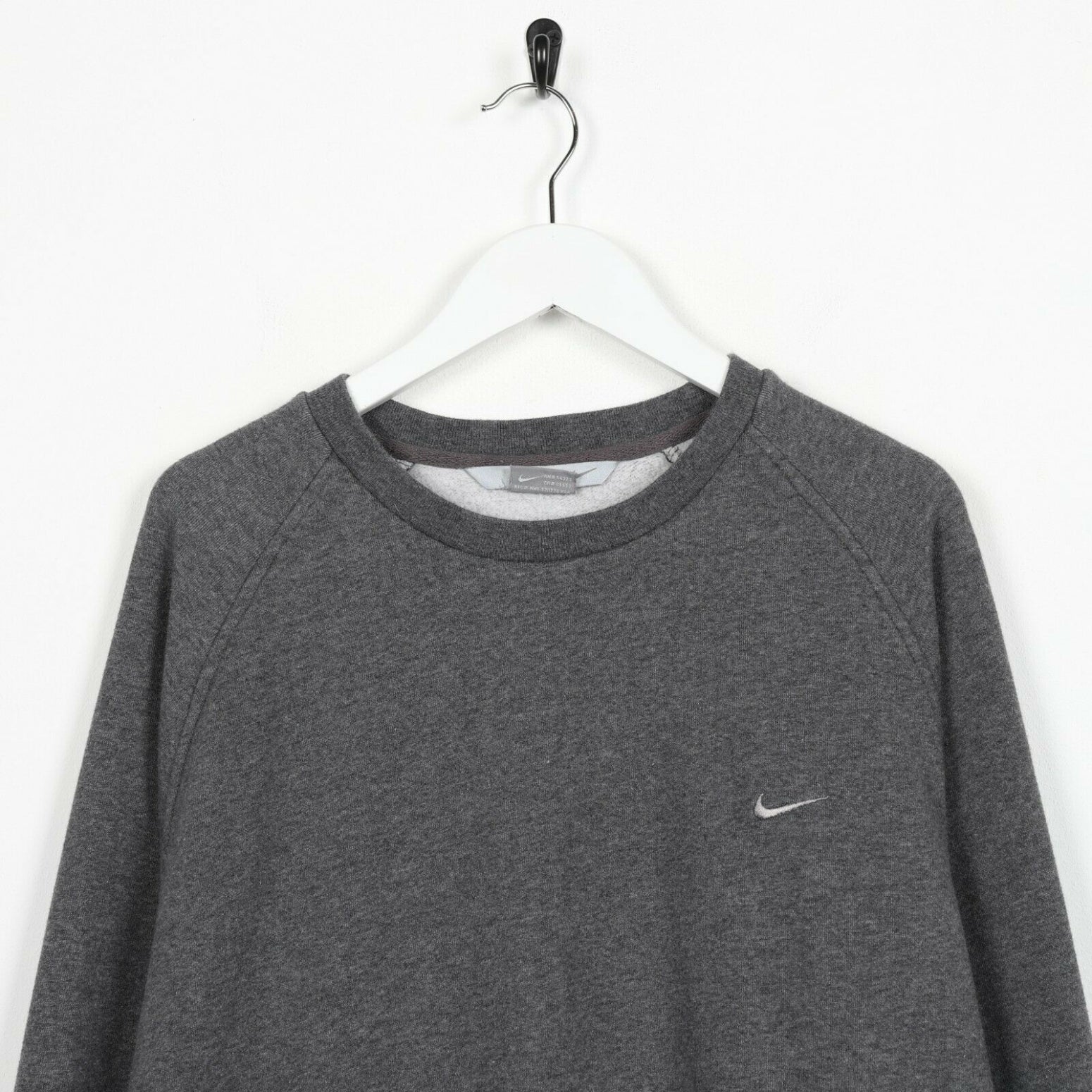 Vintage NIKE Small Logo Sweatshirt 