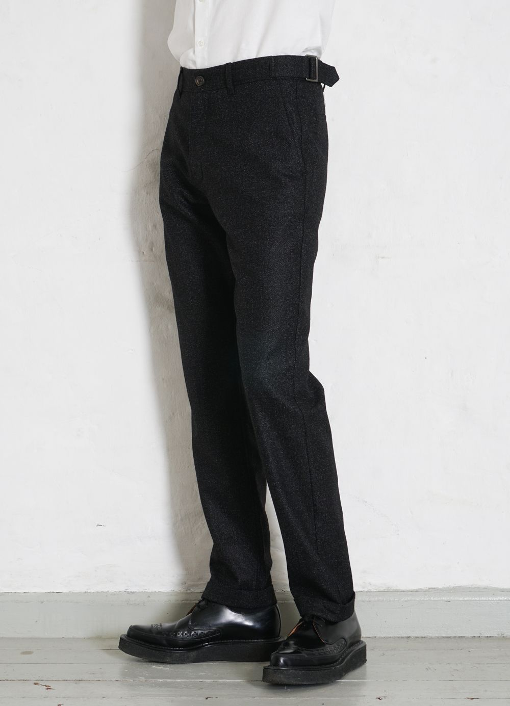 FINN, Side Buckle Regular Trousers, Bay Leaf