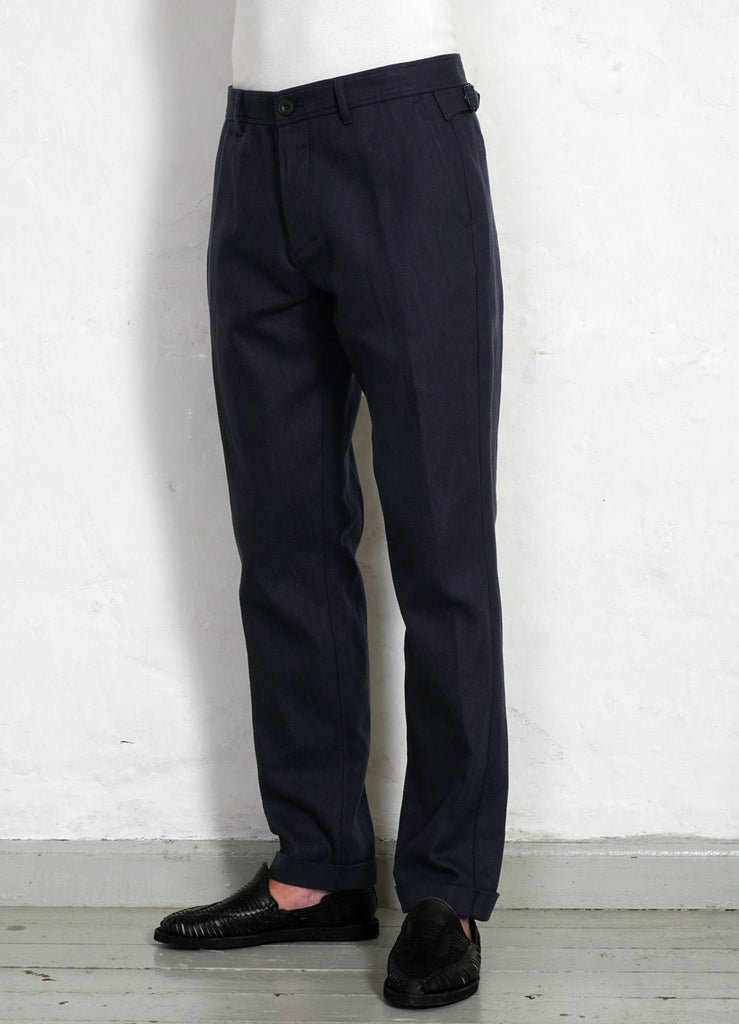FINN | Side Buckle Regular Trousers | Dark Blue | HANSEN Garments