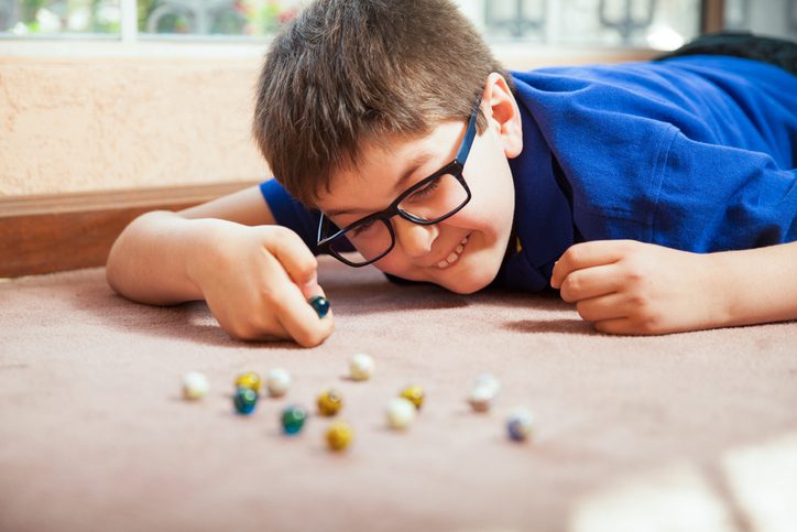 kid-playing-marbles.jpg