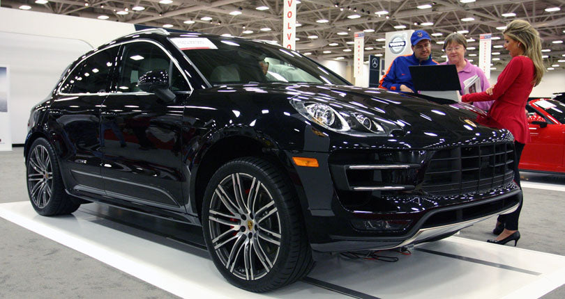 Porsche Macan Turbo.