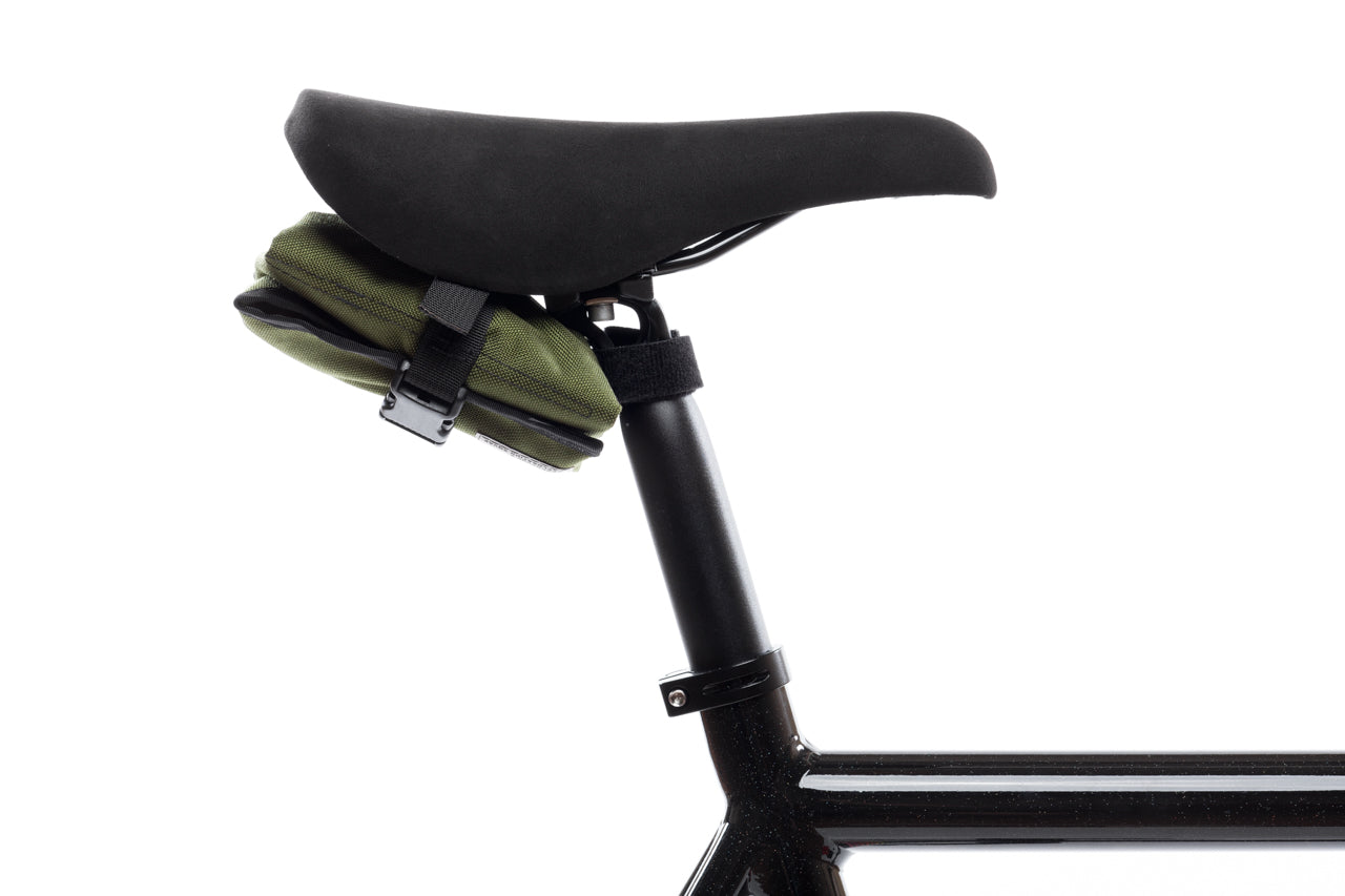 bike saddle roll