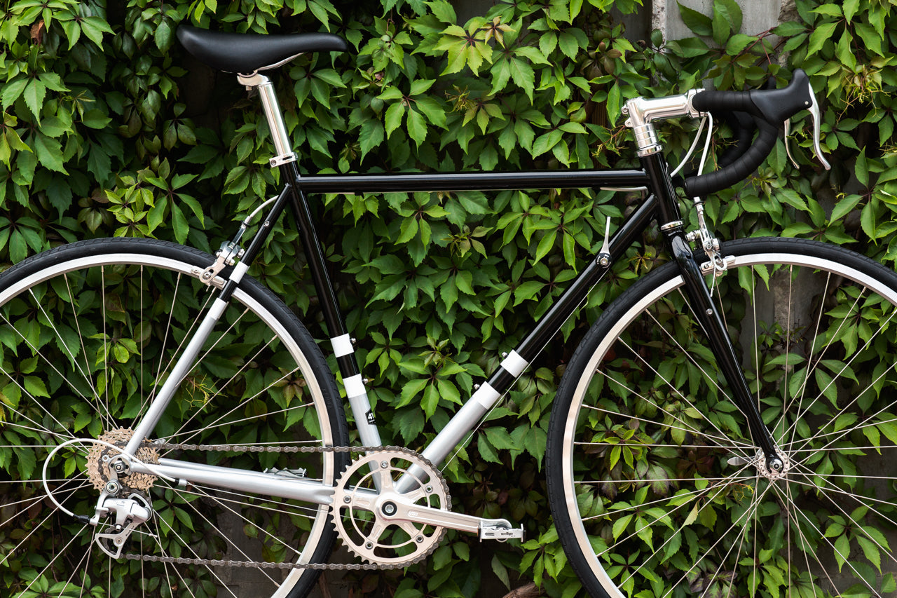 black racing bike