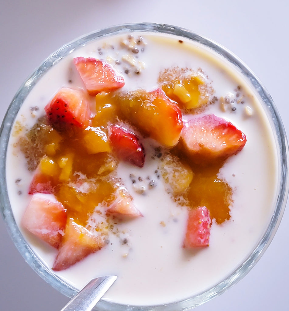 Chia Oats with Cinnamon Honey and Peach Almonds