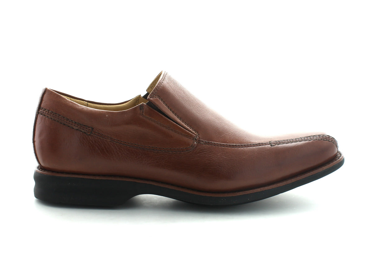 Anatomic & Co Belem | Men’s Wide Slip-on Formal Shoes | Tan Leather ...