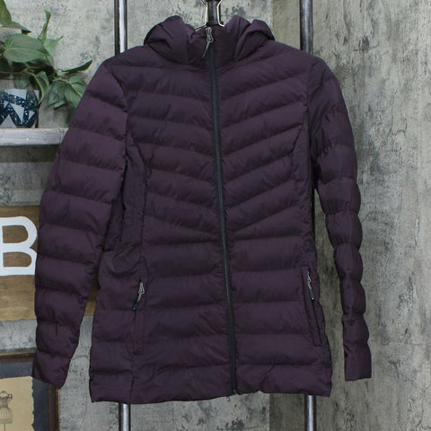 32 Degrees Women's Hooded 4-Way Stretch Quilted Jacket Acai Berry Medium