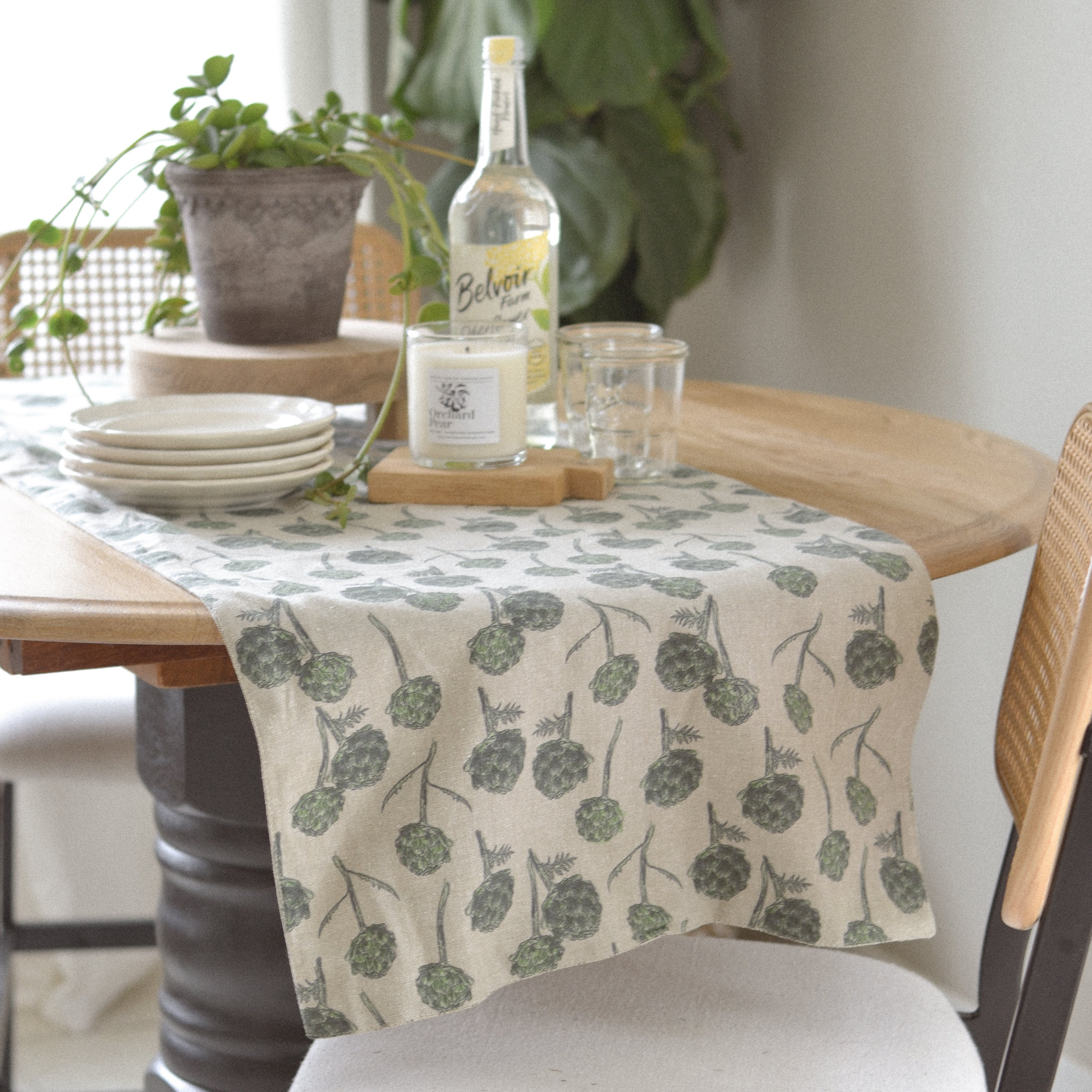 Artichoke Table Runner