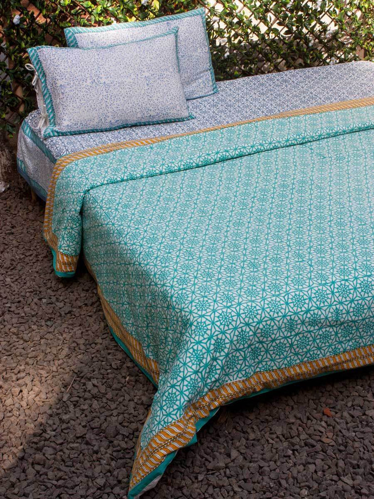 turquoise cotton quilt