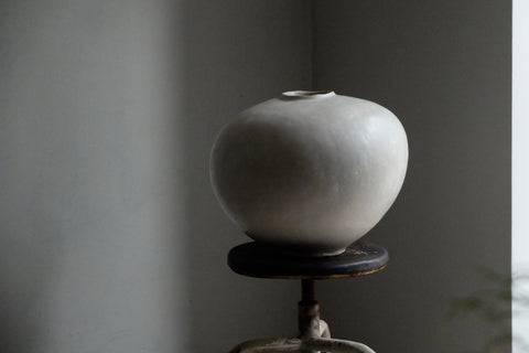 Mariana Alzamora  Grey Moon Vase