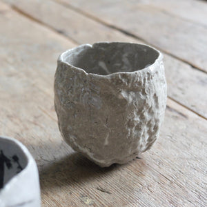Annette Lindenberg 'Grey marble' small yunomi 17