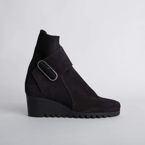 Arche Shoes, Boots & Sandals For Women | Sale – Leisures