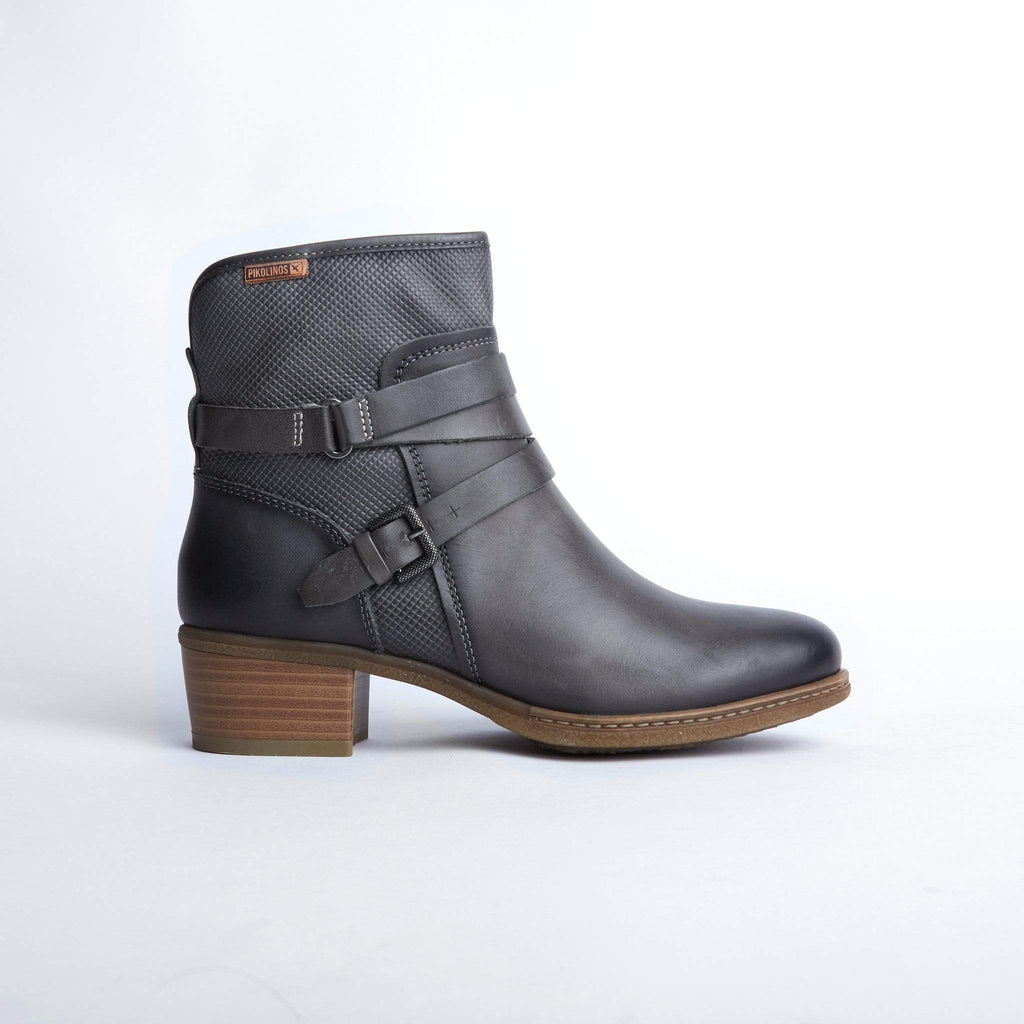 pikolinos ankle boots sale