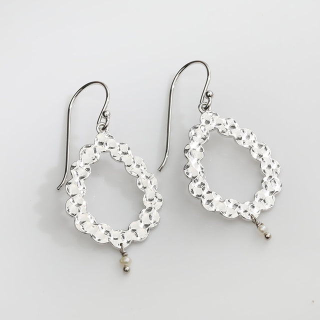 Nicole Fendel - Demi Earrings in Silver & Freshwater Pearl