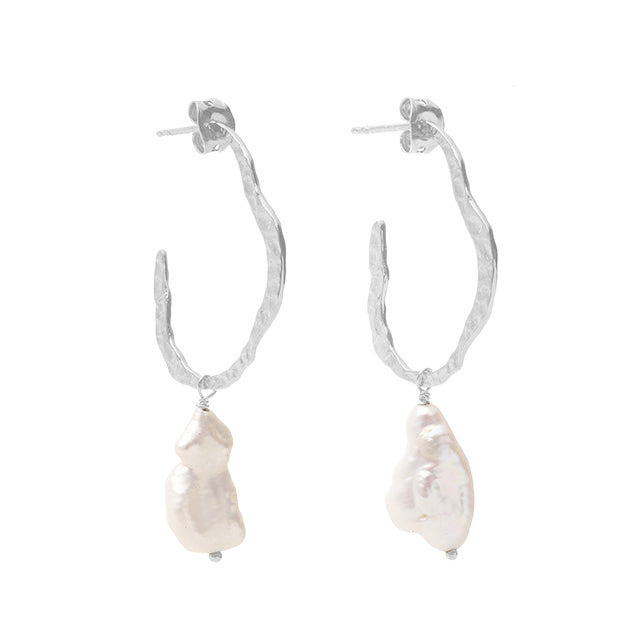 Nicole Fendel - Organica Hoop Earrings in Silver & Freshwater Pearl