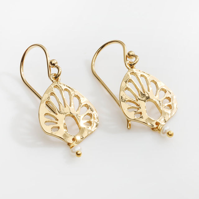 Nicole Fendel - Rashida Small Earrings in Gold & Freshwater Pearl