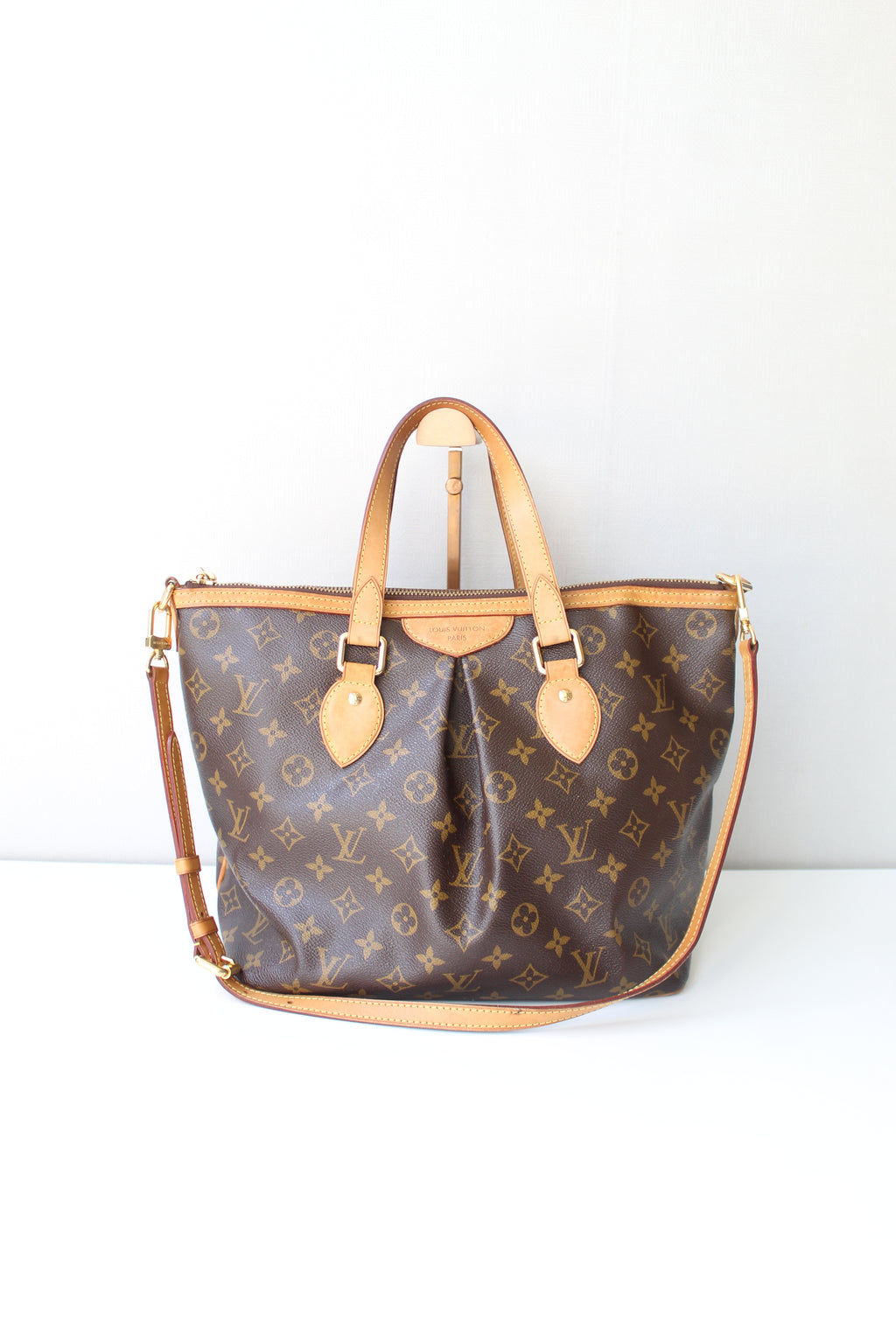 Ambiance Luxury Louis Vuitton Trouville PM Monogram – Ambiance Boutique