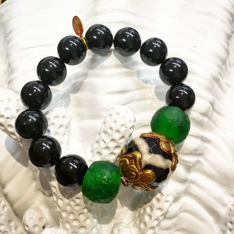 Saturday Stunner: Gorgeous, Handmade Teramasu Black Onyx and Tumbled Glass Bead With Black & White Agate Stone Stretch Bracelet