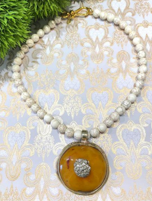 Teramasu Handmade Howlite Necklace with Amber Pendent