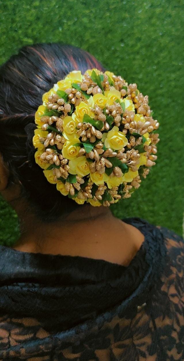 Artificial flower Bun Juda Maker Flower Gajra Hair Accessories Multi C   Dilutee India