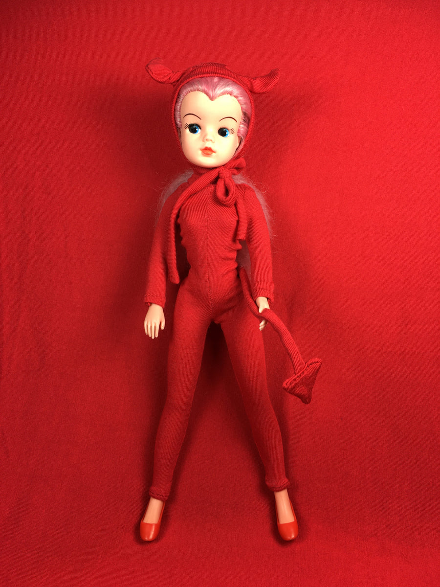 sindy doll clothes and accessories