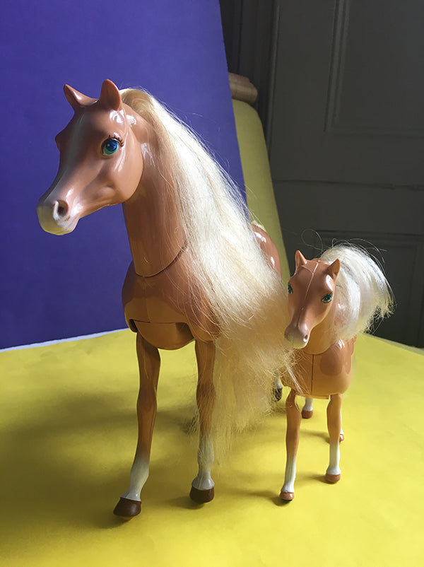 Barbie Walking Beauty and foal Kelly's Pony