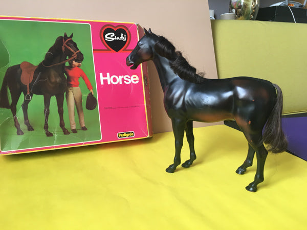 Pedigree Sindy horse with 1970s packaging box