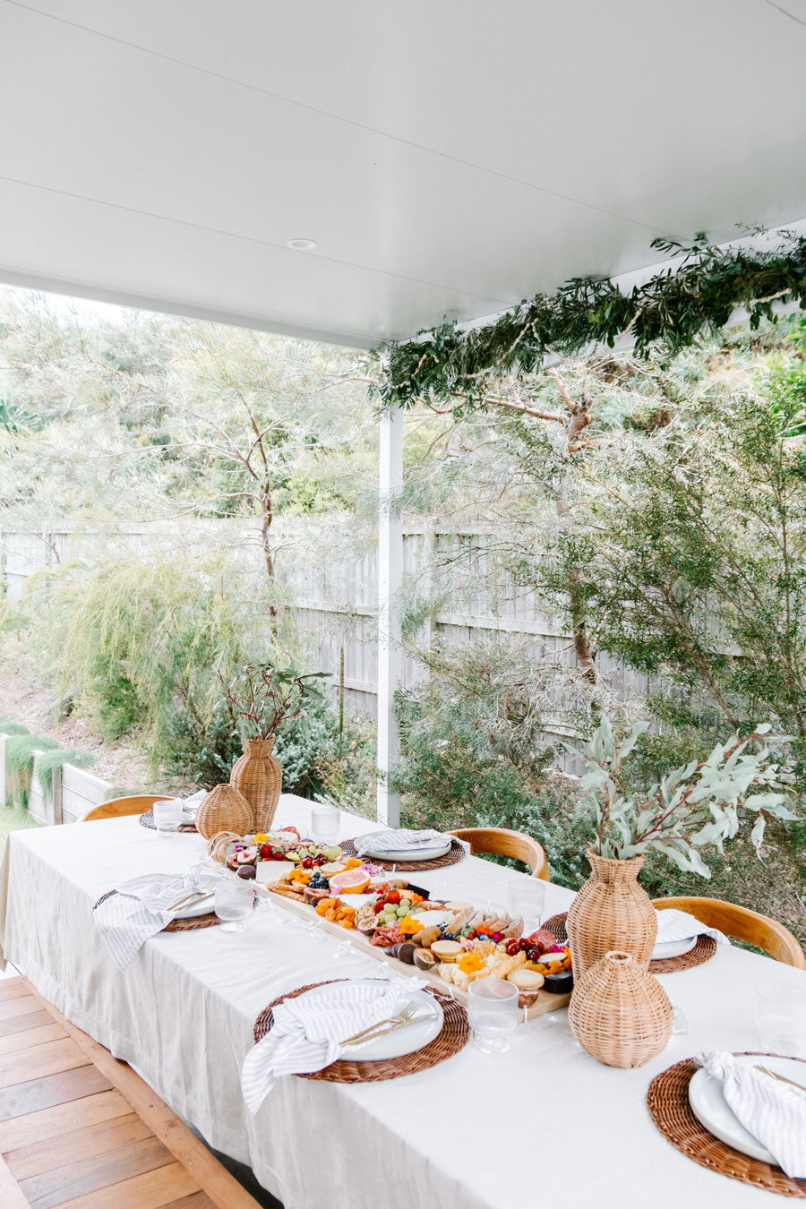 Smor-Kitchen-Christmas-Charcuterie-Recipe-Cheese-Platter