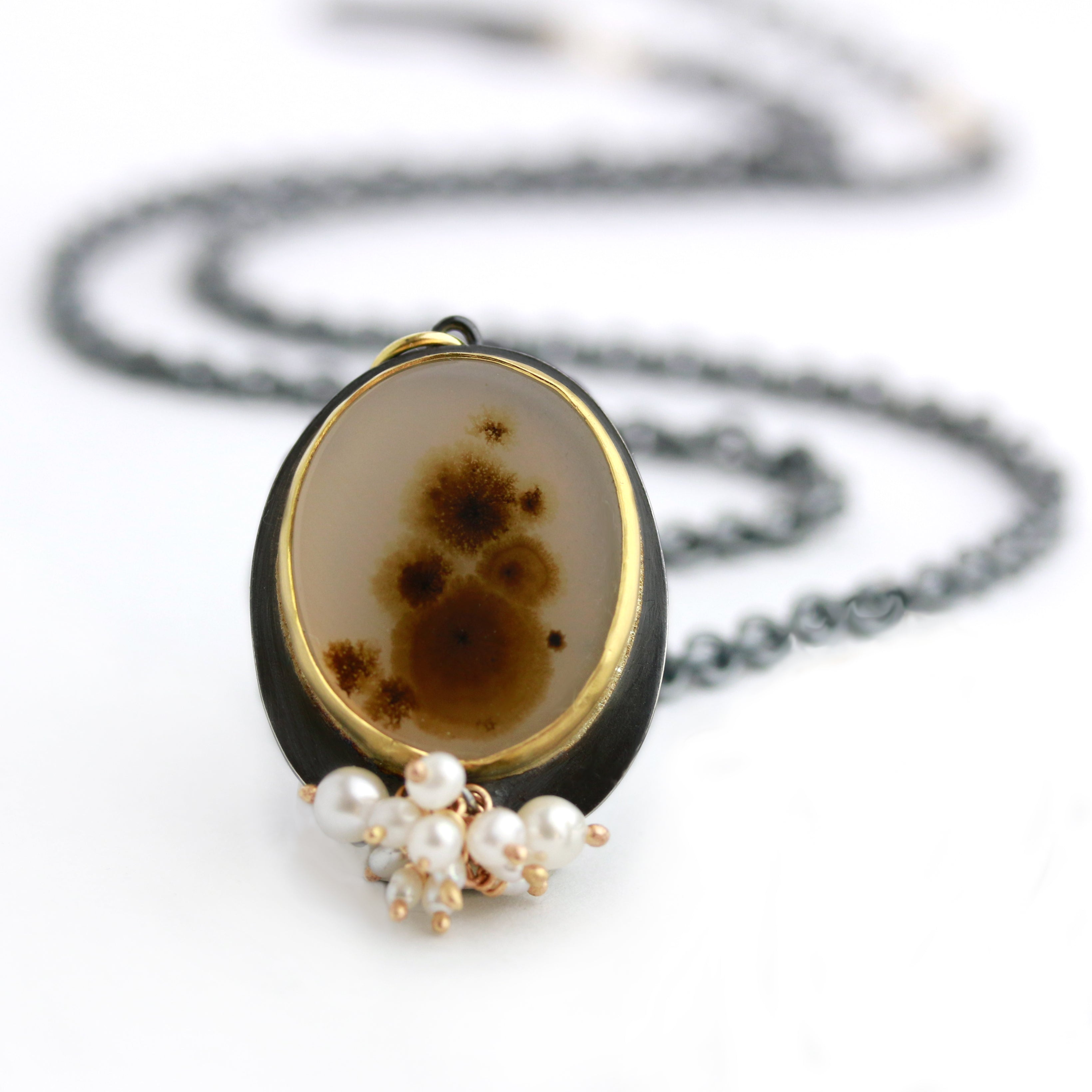 Dendritic Agate and Pearl Cluster Necklace