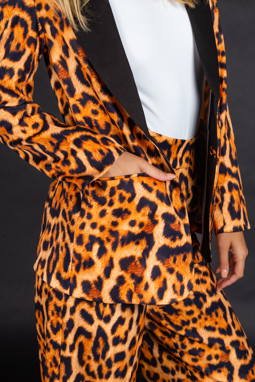 women blazer leopard print