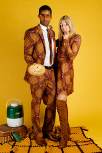 couple thanksgiving suit