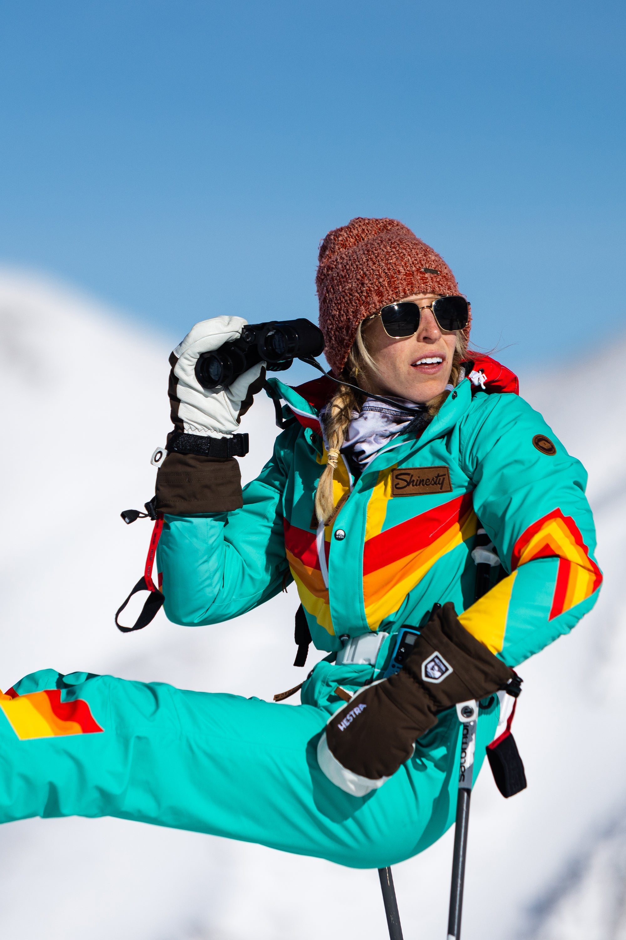 What To Wear On Your Ski Trip - JetsetBabe  Skiing outfit, Womens ski  outfits, Ski trip outfit