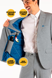 the shortline suit with many inside pockets