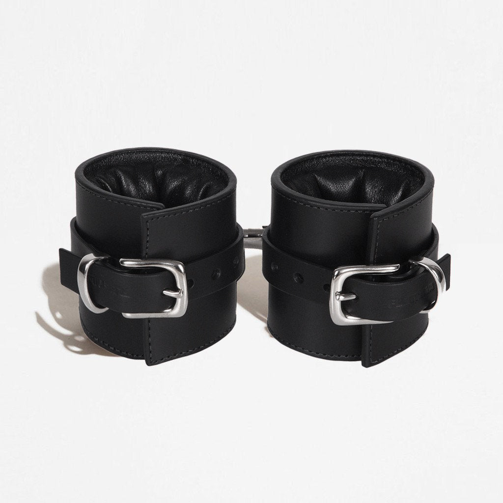 Padlock Cuffs With Chain - Ankle