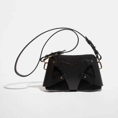 BLACK FOLDED TRIANGLE BAG | Fleet Ilya