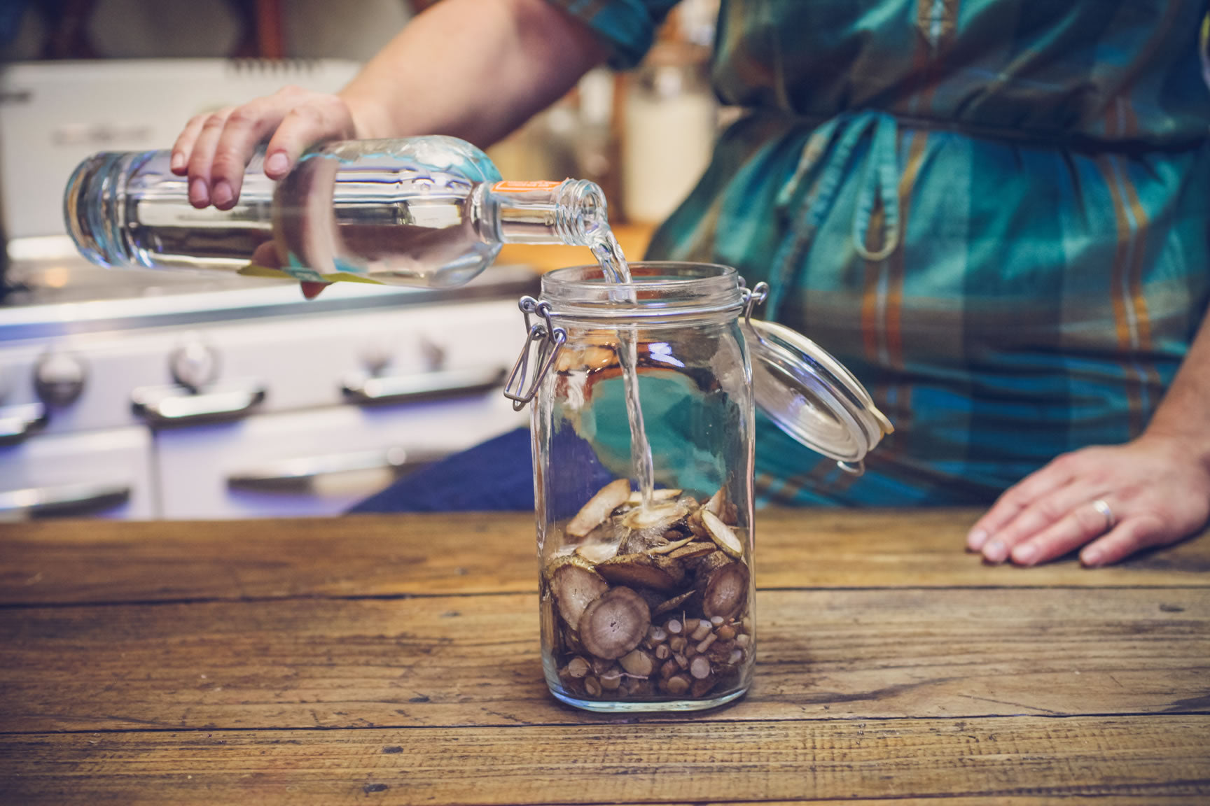 pour vodka over roots