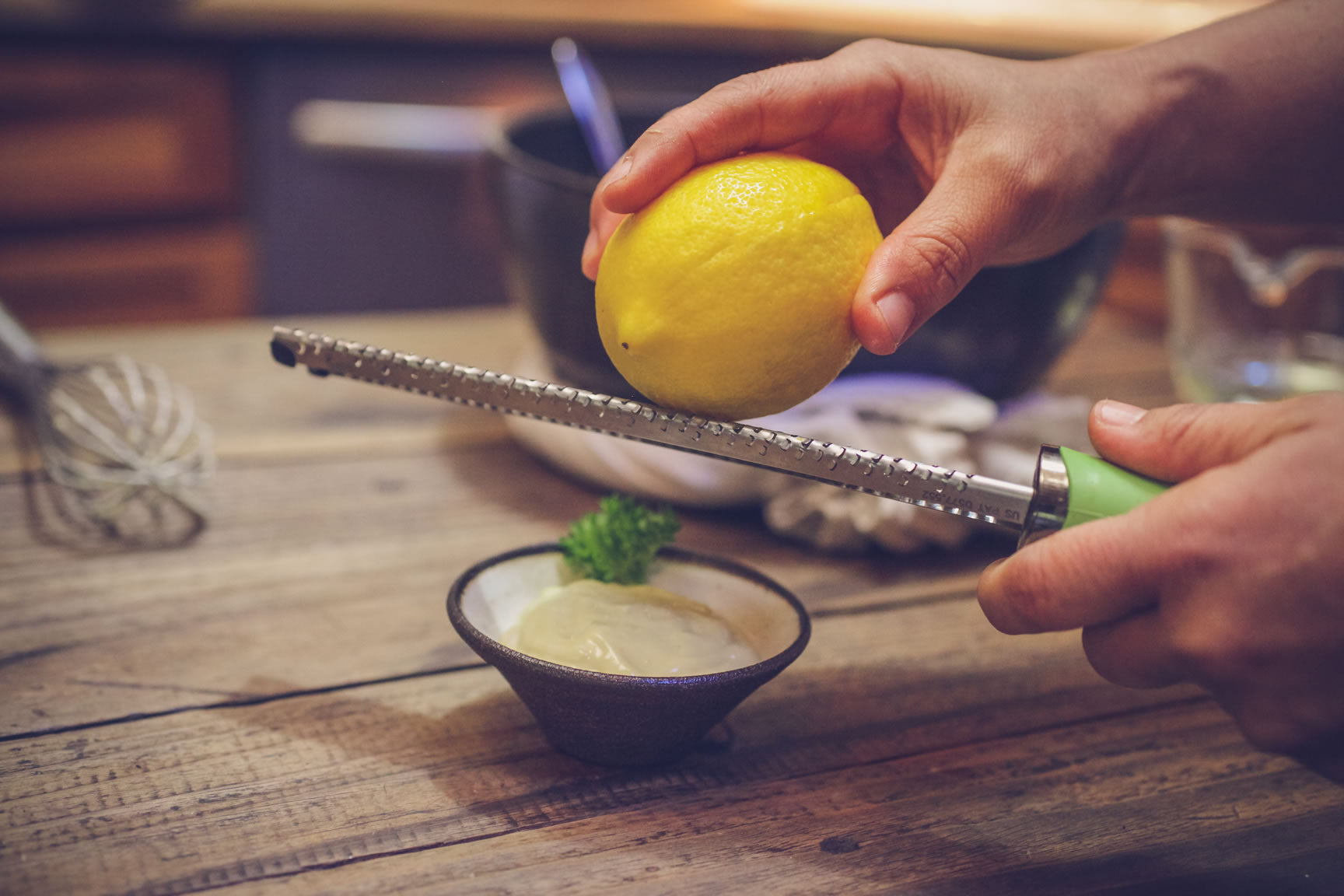 garnish with lemon